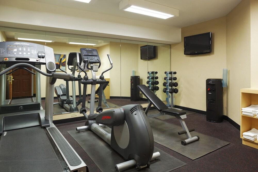 Mainstay Suites Tampa Moffitt-Usf Temple Terrace Buitenkant foto