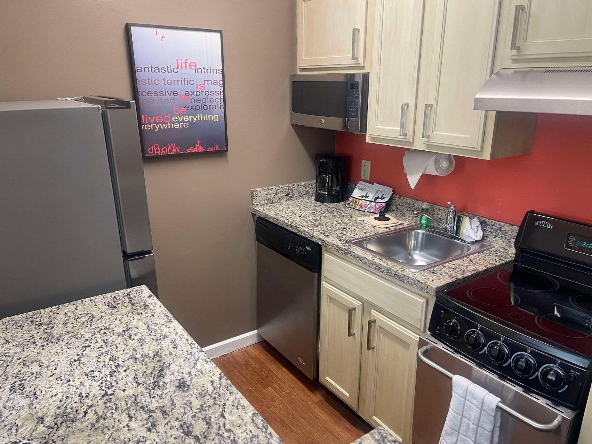 Mainstay Suites Tampa Moffitt-Usf Temple Terrace Buitenkant foto